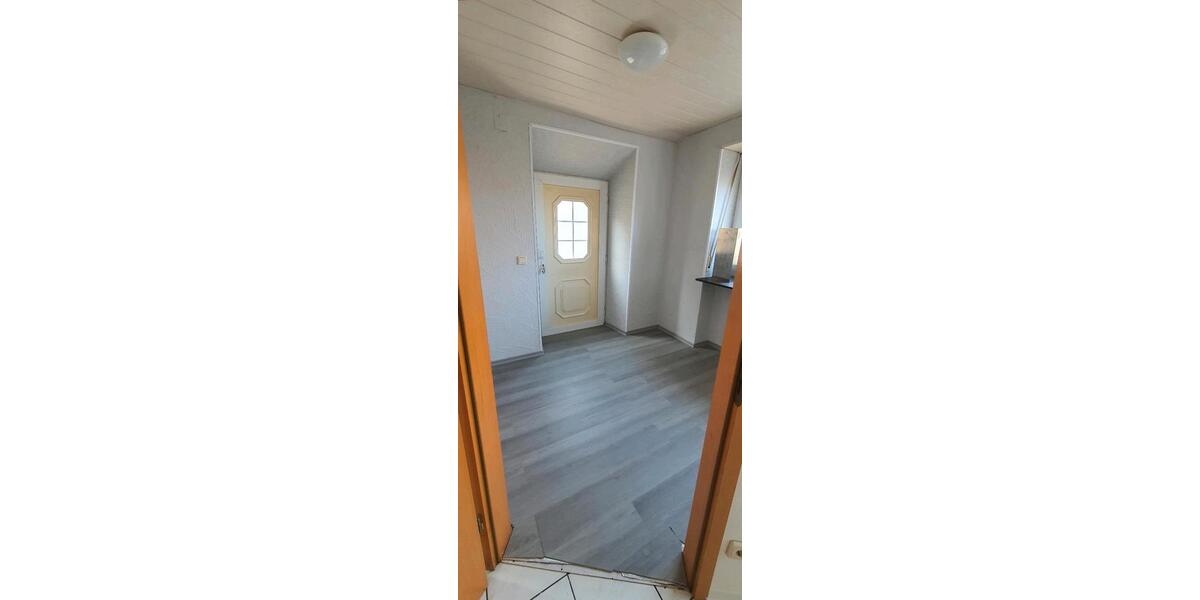 Erdgeschoßwohnung Kleinbundenbach - 3 Zimmer, 110 m&sup2;, 960&euro; | Angebot:26033592