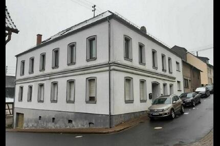 Wohn & Geschäft – Villa am Herthasee in Holzappel zu Verkaufen