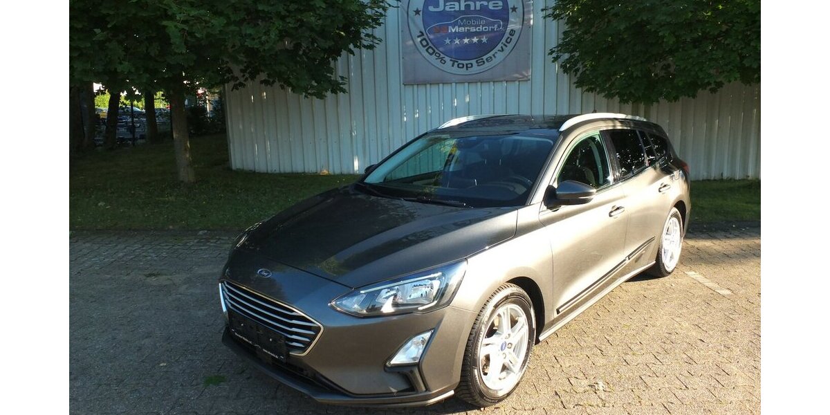 Ford Focus NAVI BLUETOOTH SHZ PARCTRONIC 1 HAND 131.112 km 10.908 &euro; Köln 50858