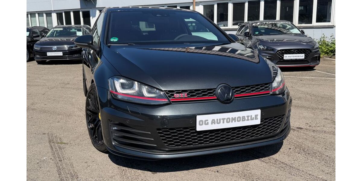VW Golf 125.000 km 15.290 &euro; Ebersbach an Fils 73061