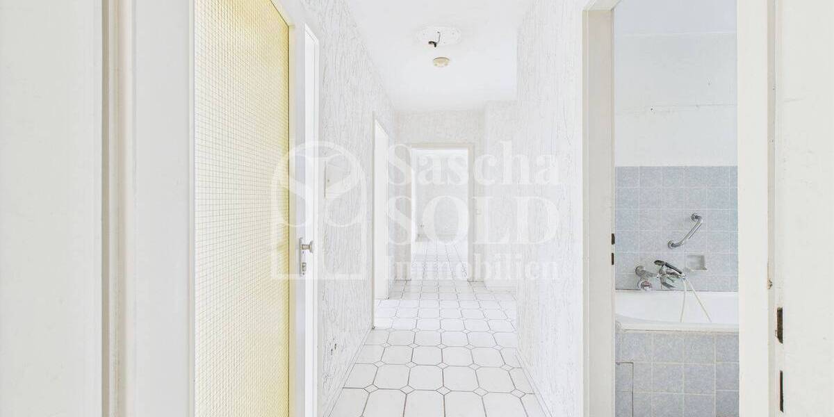 Helle und gut geschnittene 4-ZKB-Wohnung in St. Ingbert mit Balkon, Garage & großem Kellerraum 4 zimmer