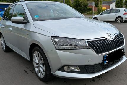 Skoda Fabia 101.500 km 10.700 &euro; Dortmund 44149