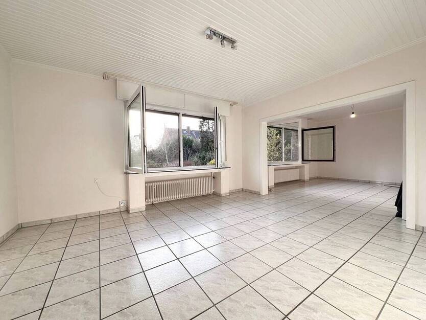 Absolute Privatsphäre, 5 Min. bis Moers! XL Süd-West-Garten auf 165 m2, 4,5 Z., 1824 m2 Grundstück.