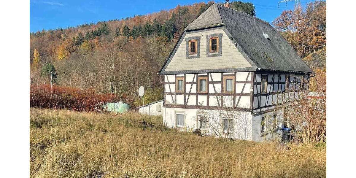 Einfamilienhaus Burkhardtsdorf - 6 Zimmer, 100 m&sup2;, 68.000&euro; | Angebot:23815342