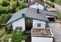 Großzügiges Einfamilienhaus mit EinliegerWohnung, Panoramablick und sofortiger Bezugsfreiheit