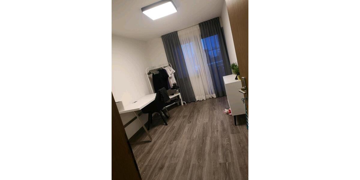 Reihenhaus Germaringen - 10 Zimmer, 130 m&sup2;, 1.600&euro; | Angebot:26153718