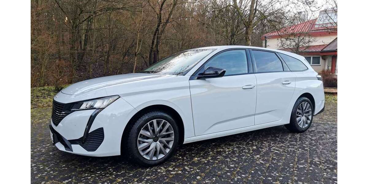 Peugeot 308 28.000 km 21.850 &euro; Gerbrunn 97218