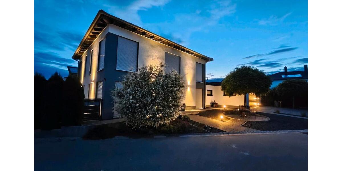 Villa Feuchtwangen - 1 Zimmer, 197 m&sup2;, 870.000&euro; | Angebot:26914907