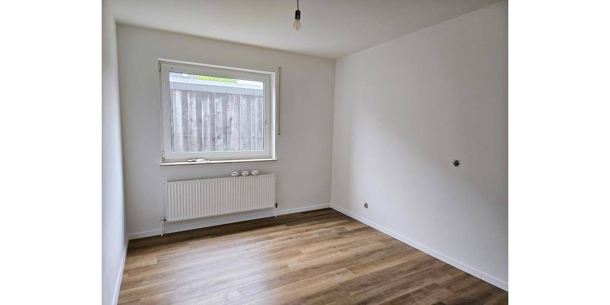 Etagenwohnung Bad Marienberg Eichenstruth - 4 Zimmer, 91 m&sup2;, 690&euro; | Angebot:26657505