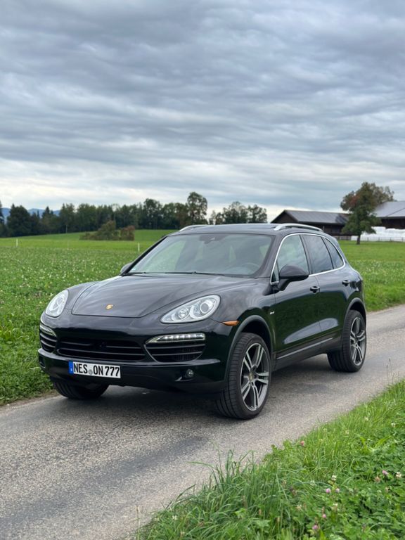 Porsche Cayenne 265.000 km 21.800 € Hohentengen am Hochrhein 79801