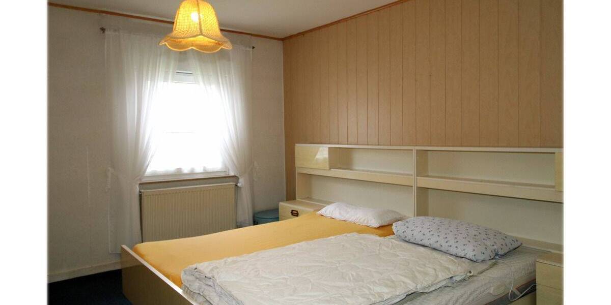 Reihenmittelhaus Korbach - 8 Zimmer, 103 m&sup2;, 164.000&euro; | Angebot:26844089