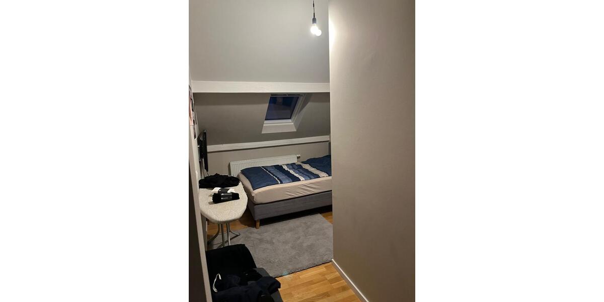 Etagenwohnung Wiesbaden Südost - 5 Zimmer, 130 m&sup2;, 2.200&euro; | Angebot:25756782