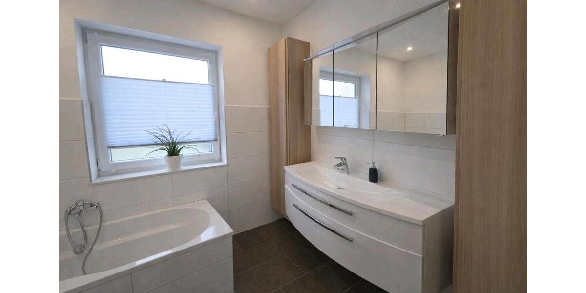 Doppelhaushälfte Homberg (Efze) - 4 Zimmer, 130 m&sup2;, 319.999&euro; | Angebot:25612585