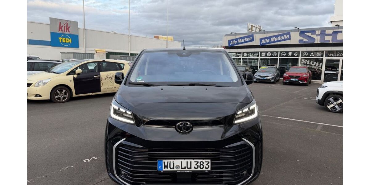 Toyota Proace (Verso) 33.000 km 49.000 &euro; Würzburg 97076