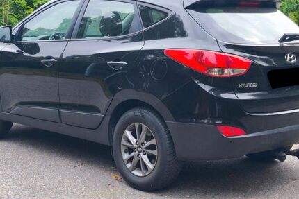 Hyundai ix35 97.050 km 9.290 &euro; Rostock 18057