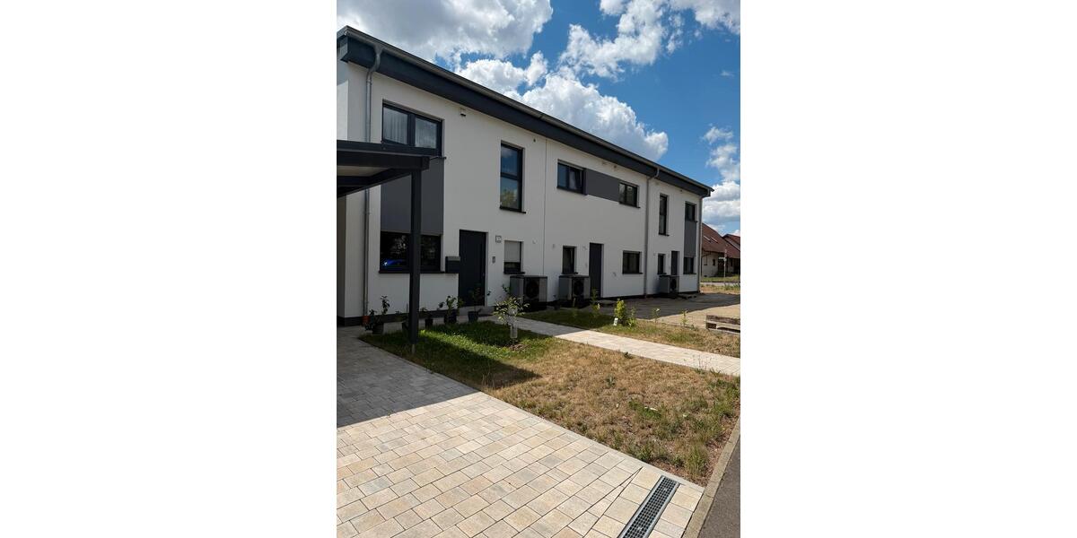 Reihenhaus Oberstreu - 4 Zimmer, 155 m&sup2;, 385.000&euro; | Angebot:27109723