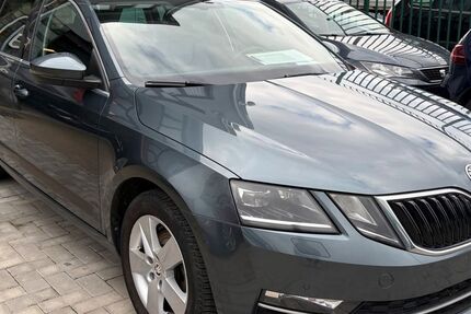 Skoda Octavia 165.000 km 11.900 &euro; Frankfurt am Main 65933