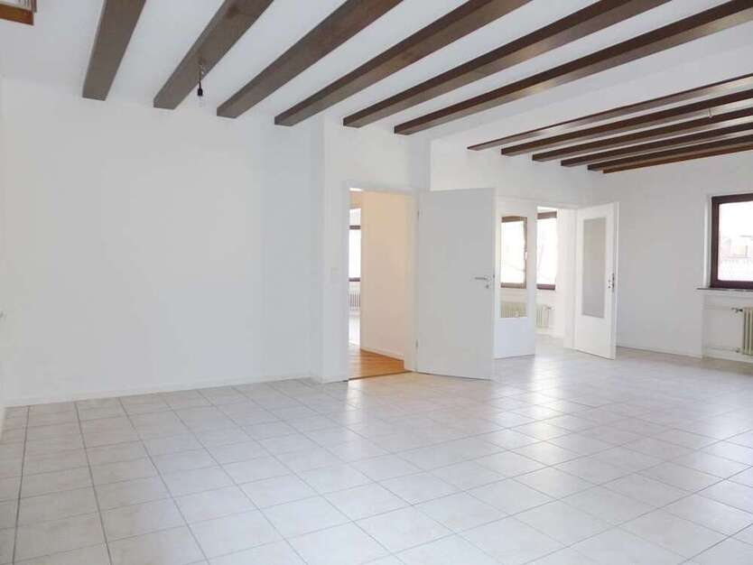 Wohnung zum Mieten in Aßlar 1.100 € 140 m²
