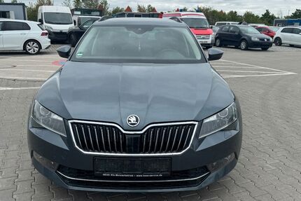 Skoda Superb 258.625 km 8.899 &euro; Mittenwalde 15749