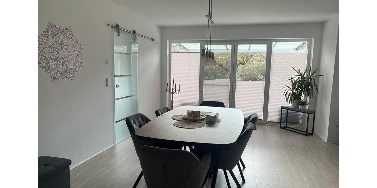 Einfamilienhaus Nienburg (Weser) - 7 Zimmer, 210 m&sup2;, 649.000&euro; | Angebot:26676911