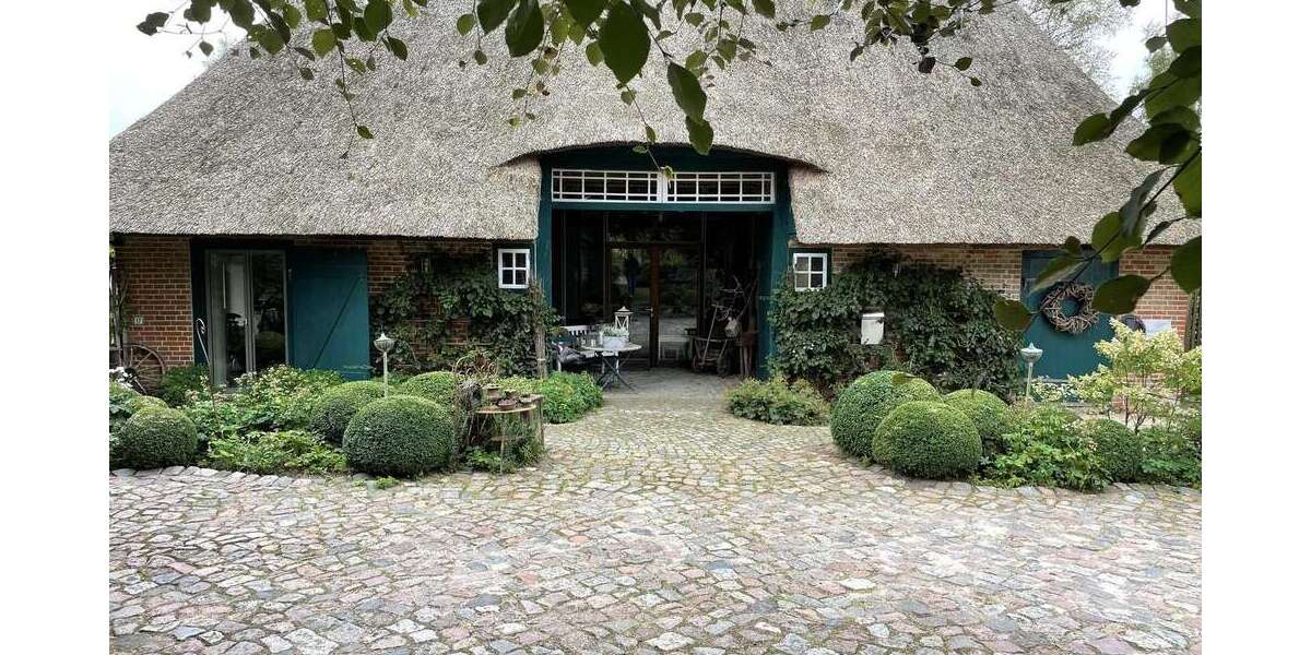 Einfamilienhaus Beschendorf - 12 Zimmer, 312 m&sup2;, 1.320.000&euro; | Angebot:25941884