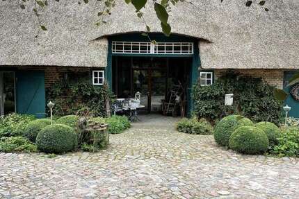 Haus Beschendorf - 12 Zimmer, 312 m&sup2;, 1.320.000&euro; | Angebot:25941884