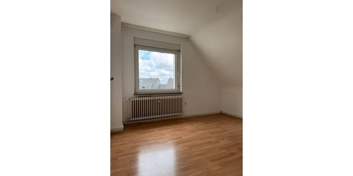 Gemütliche Dachgeschosswohnung in der Innenstadt 3 zimmer