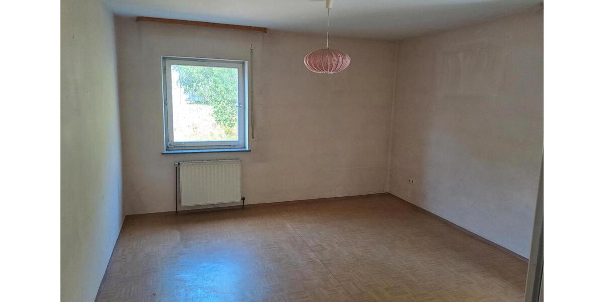 Einfamilienhaus Haundorf - 6 Zimmer, 149 m&sup2;, 249.000&euro; | Angebot:27093763