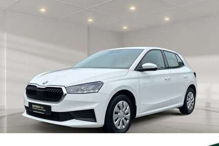 Skoda Fabia 15.649 km 14.990 &euro; Niestetal 34266