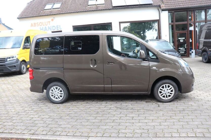 NV200