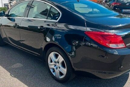 Opel Insignia 297.214 km 2.299 &euro; Freiburg 79102