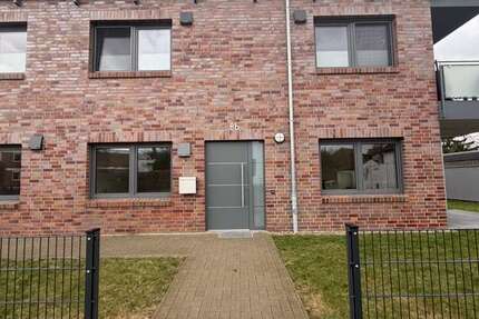 Wohnung Nienburg (Weser) - 2 Zimmer, 85 m&sup2;, 930&euro; | Angebot:25596565