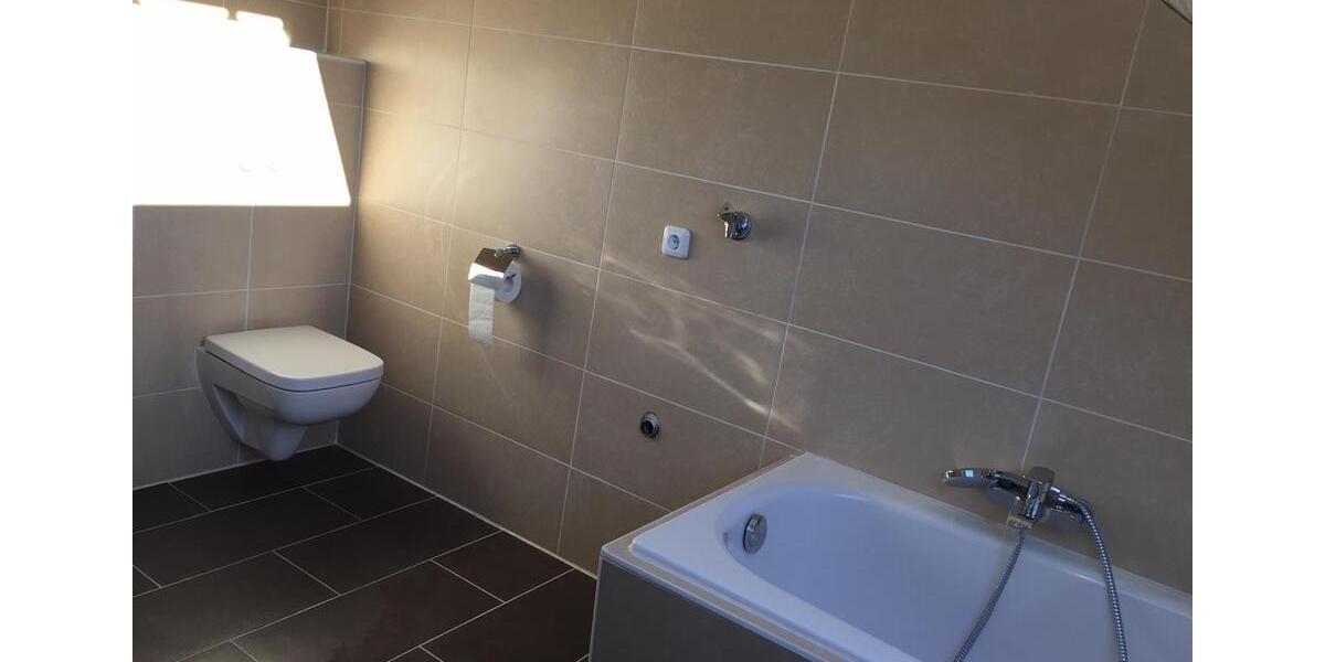 Dachgeschoßwohnung Rastatt - 2.5 Zimmer, 83 m&sup2;, 260.000&euro; | Angebot:26699602