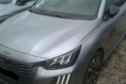Peugeot 208 12.737 km 14.980 &euro; Rüsselsheim 65428