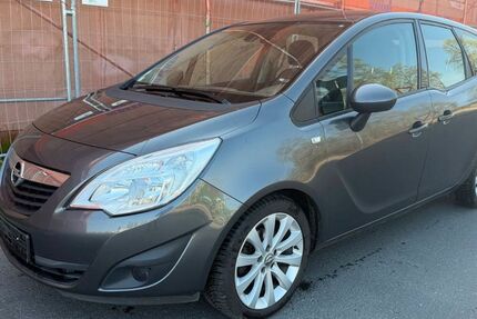 Opel Meriva 118.000 km 3.999 &euro; Berlin 12057
