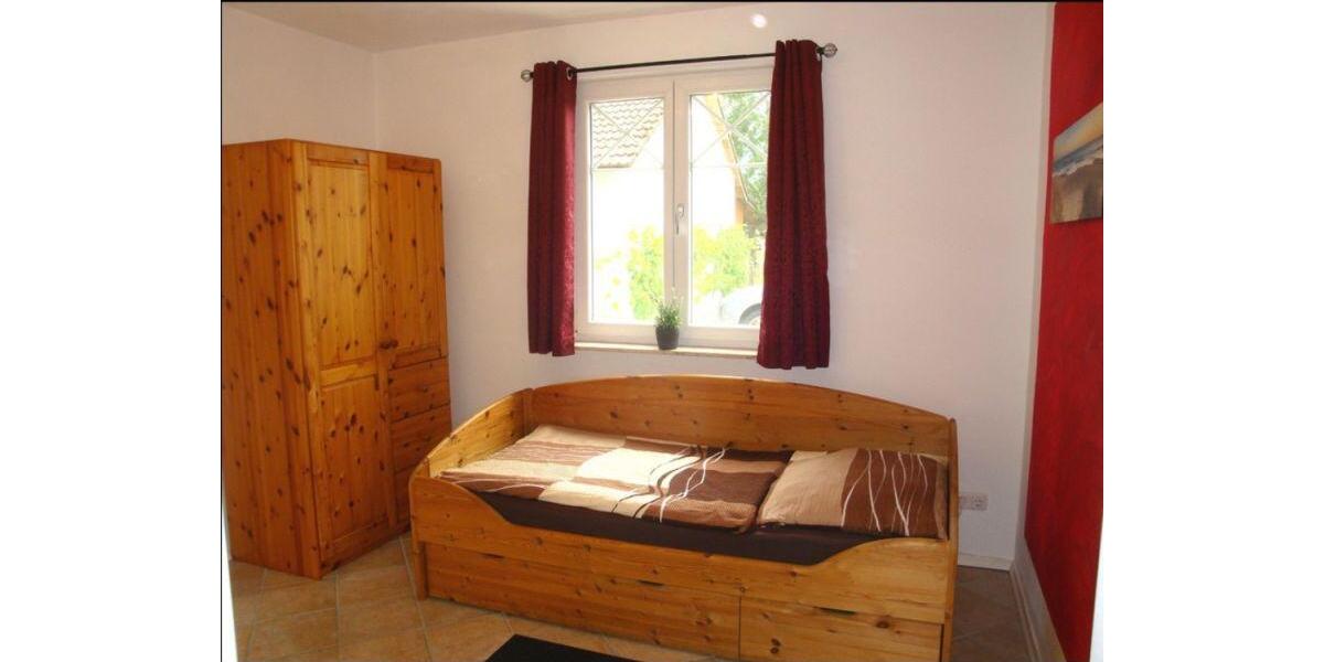 Erdgeschoßwohnung Wolnzach - 2 Zimmer, 95 m&sup2;, 95&euro; | Angebot:26014396
