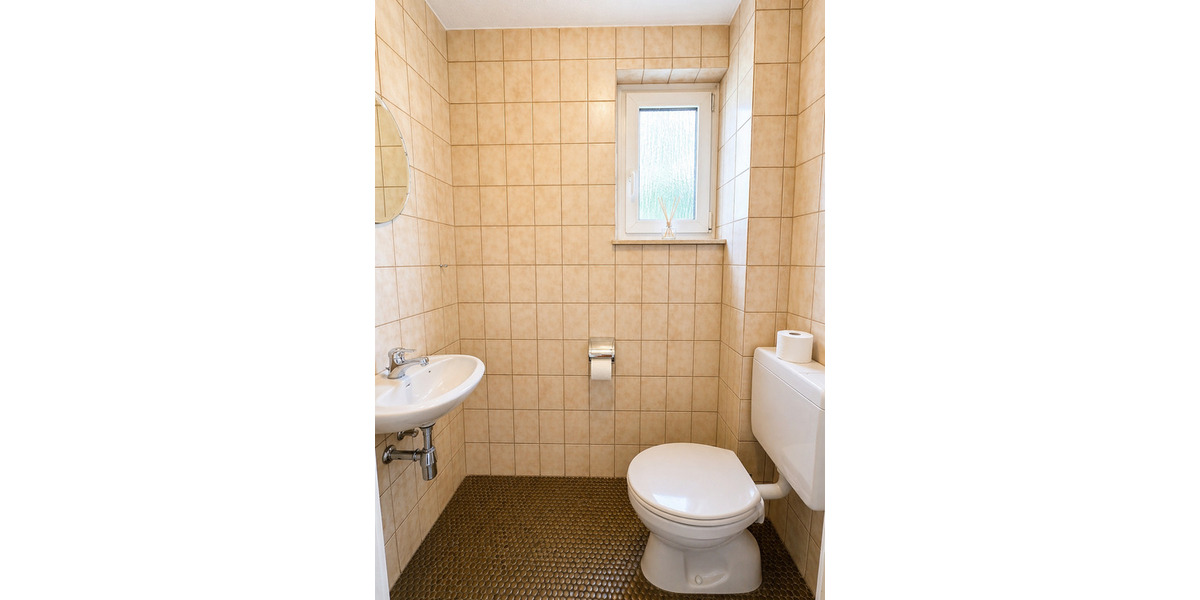 Mehrfamilienhaus, Wohnhaus Filderstadt Bernhausen - 9 Zimmer, 196 m&sup2;, 795.000&euro; | Angebot:26474972