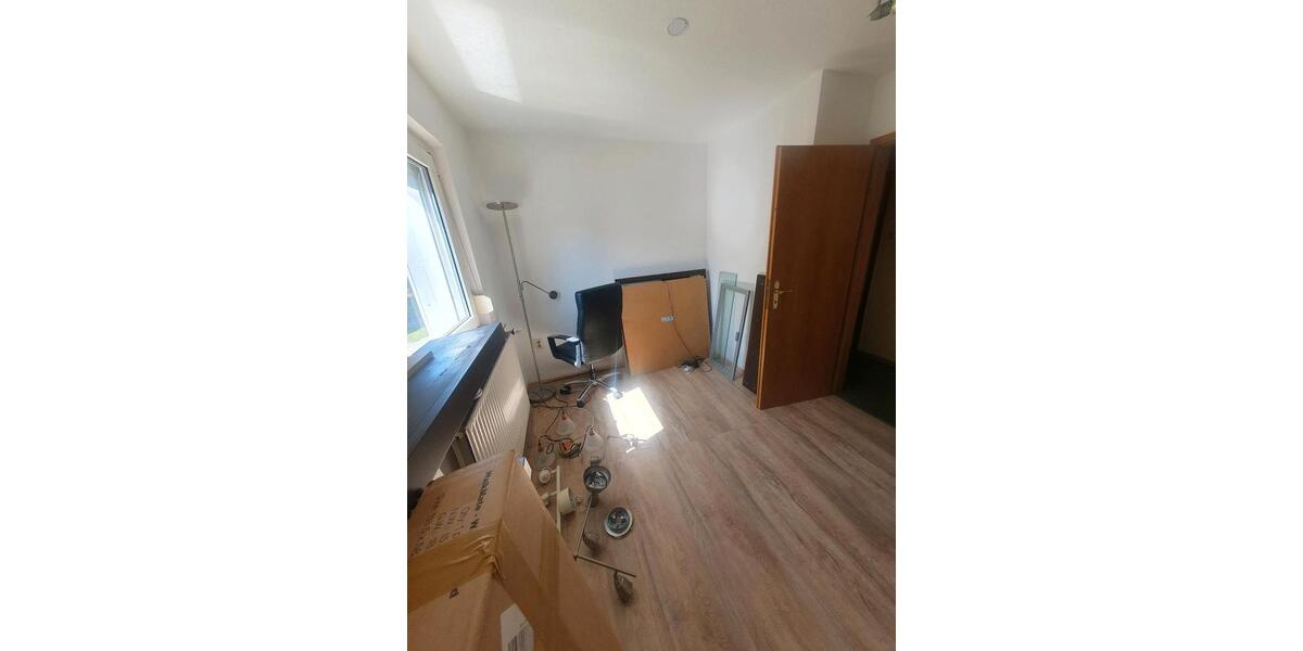 Etagenwohnung Wiehl - 3 Zimmer, 85 m&sup2;, 825&euro; | Angebot:26338761