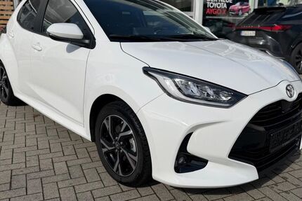 Toyota Yaris 3.870 km 22.222 &euro; Steinfurt-Borghorst 48565