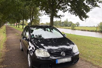 VW Golf 240.000 km 2.500 € Stadland 26936