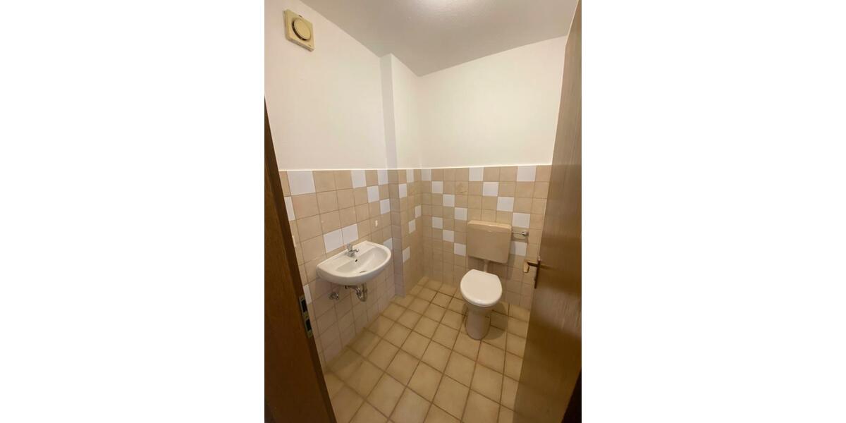 Etagenwohnung Gmund am Tegernsee - 3 Zimmer, 105 m&sup2;, 850&euro; | Angebot:25641076