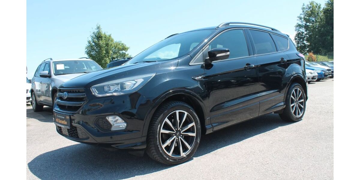 Ford Kuga 147.689 km 10.990 &euro; Holzkirchen bei München 83607