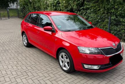 Skoda Rapid 83.582 km 8.200 &euro; Essen 45357