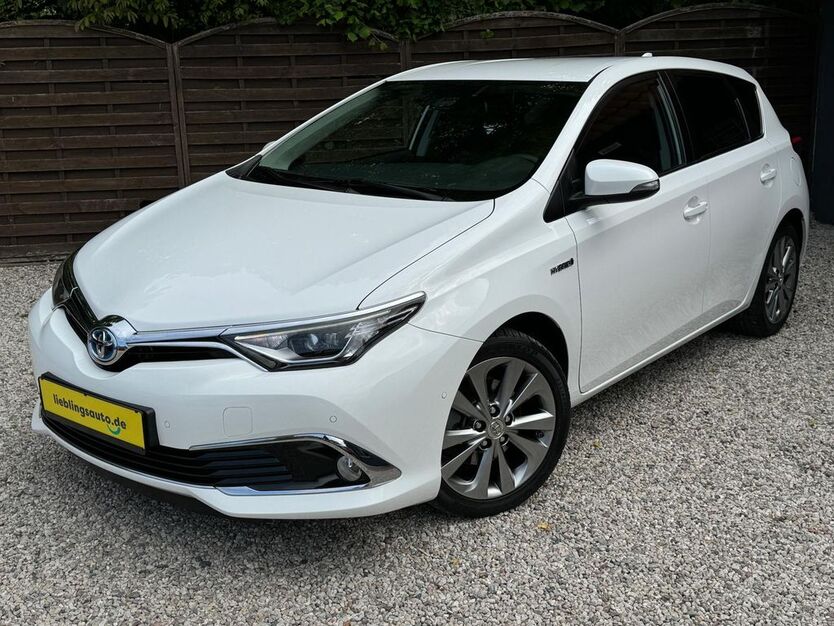 Toyota Auris 51.000 km 15.490 € Leipzig-Rückmarsdorf (Burghausen-Rückmarsdorf) 04178