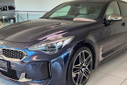 Kia Stinger 85.024 km 28.490 &euro; München 80807