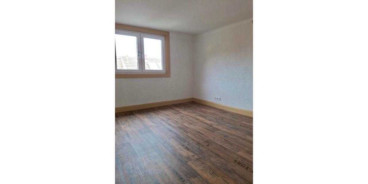 Bauernhaus, Landhaus Annweiler am Trifels - 6 Zimmer, 140 m&sup2;, 179.000&euro; | Angebot:27129161