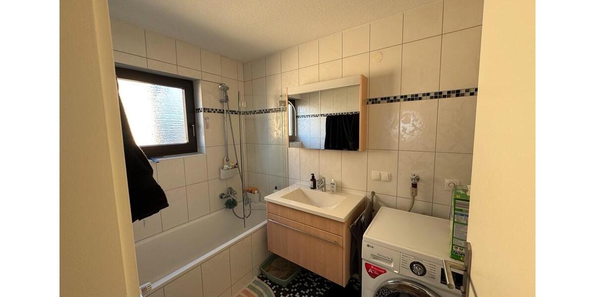 Etagenwohnung Weinsberg - 2.5 Zimmer, 58 m&sup2;, 232.000&euro; | Angebot:27300103