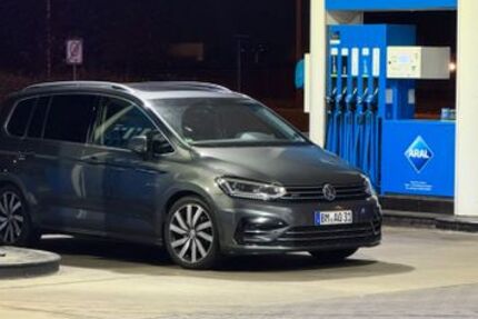 VW Touran 229.892 km 16.900 &euro; Bedburg 50181