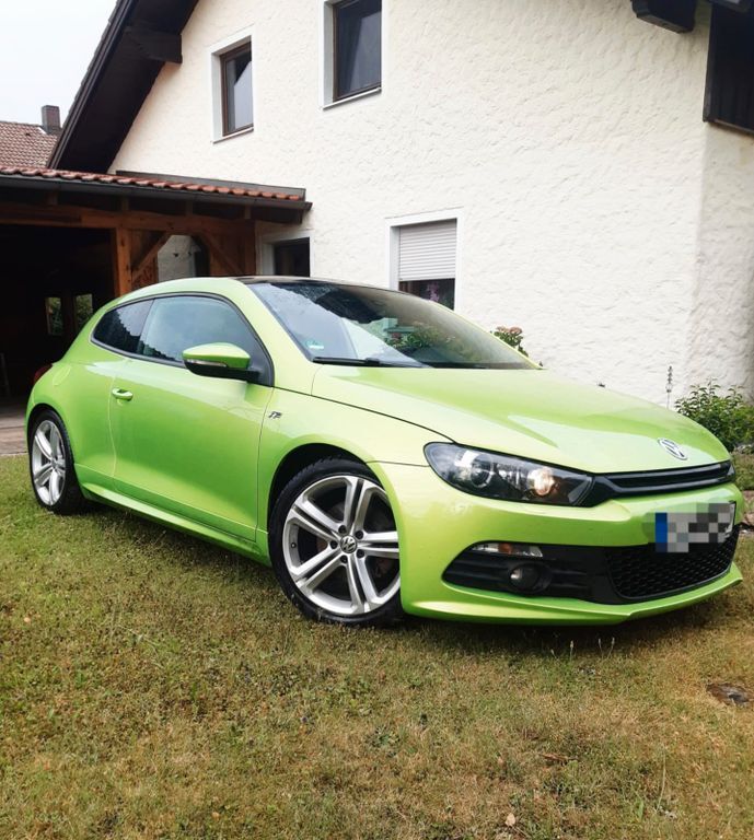 VW Scirocco 189.355 km 8.799 € Wörth an der Donau 93086