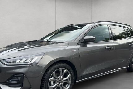 Ford Focus 1.500 km 24.940 &euro; Dresden 01159